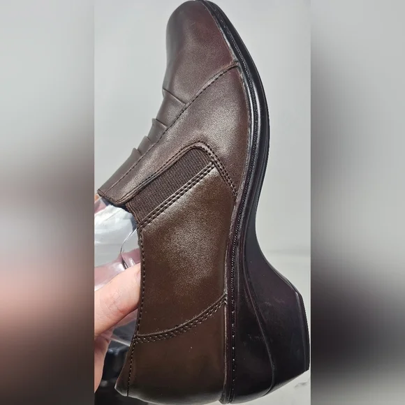 Thom McAn Women's Deidre Brown Leather Casual Comfort Clogs Size 10 - Picture 8 of 16